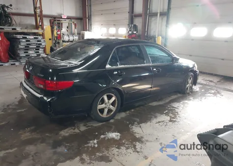 2005 Honda Accord 2.4 Ex from USA, damaged, VIN 1HGCM56785A039067